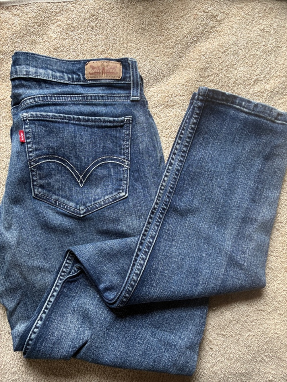 Levi's 31 Medium Blue Jeans